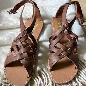 Light brown sandals, brand: Rachel Shoes